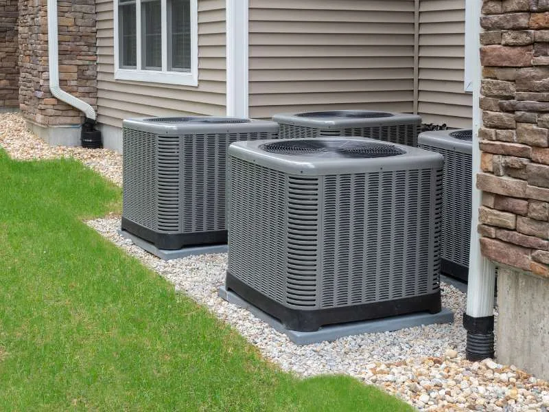 SAAFIKCOOL certified technicians providing 24/7 emergency aircon repair, cold room installation and appliance repair services across Gauteng — Johannesburg, Pretoria, Midrand and surrounding areas